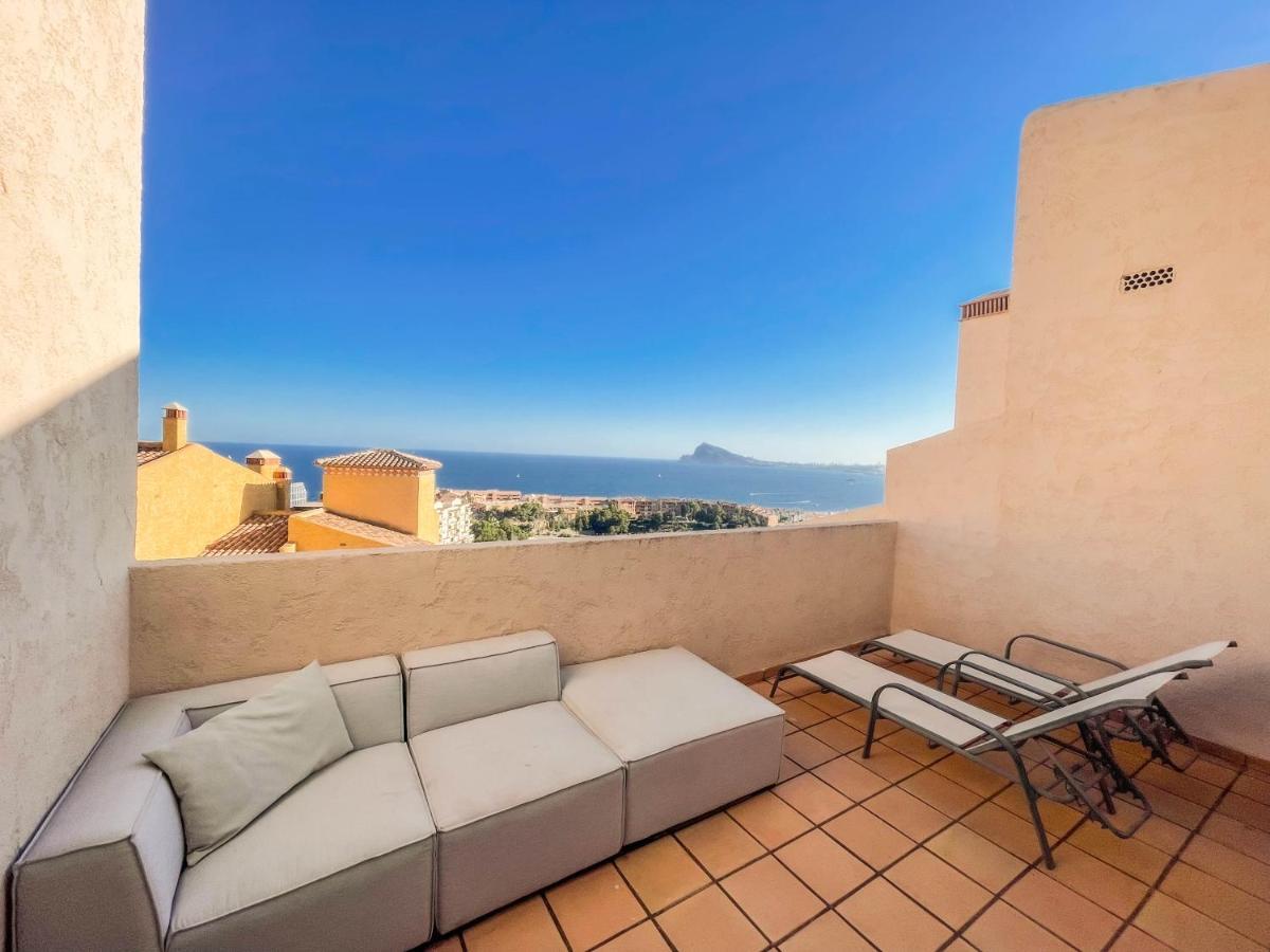 Holiday home Charming Townhouse With Sea Views & Pool In Altea